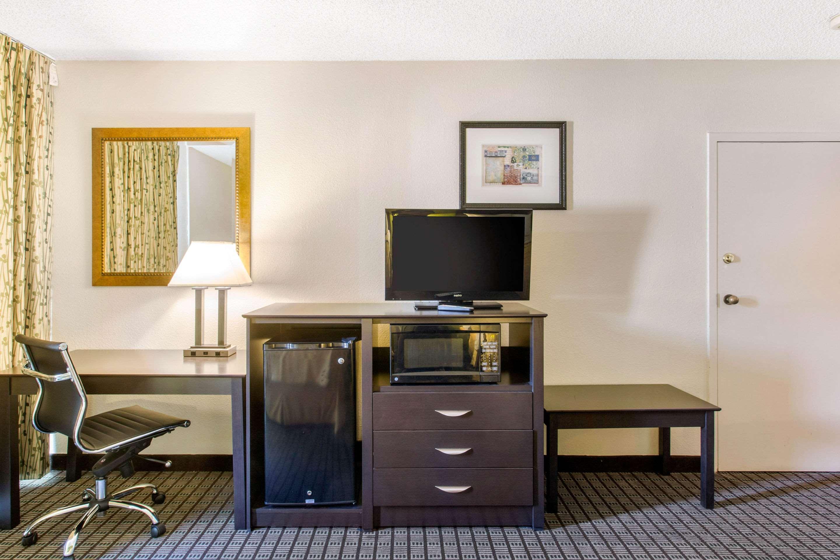Quality Inn Stateline Wendover Extérieur photo